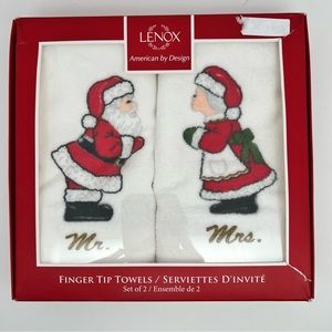 *NIB* Lenox Christmas Finger Tip Towels, Mr. & Mrs. Clause, Set of 2